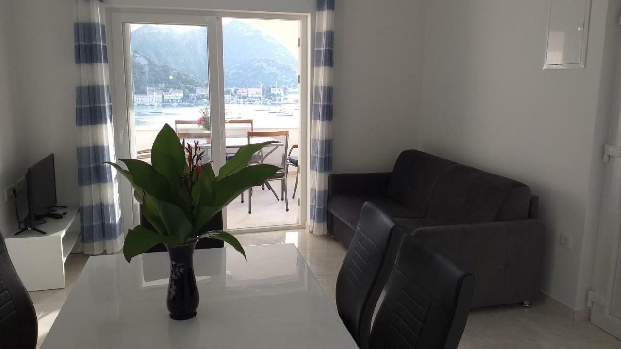 Apartment Zaklopatica Lastovo ภายนอก รูปภาพ